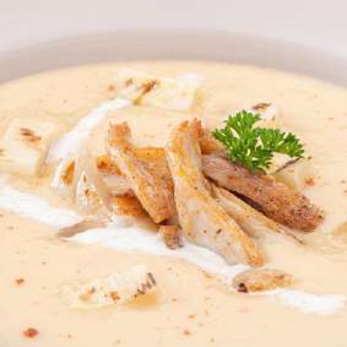 Crema de palmito con tiras de pavo