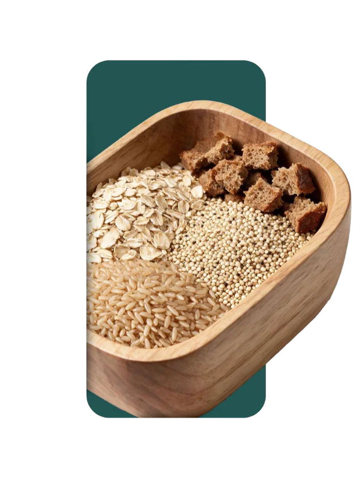 Bowl con pan integral, avena, quinoa y arroz integral